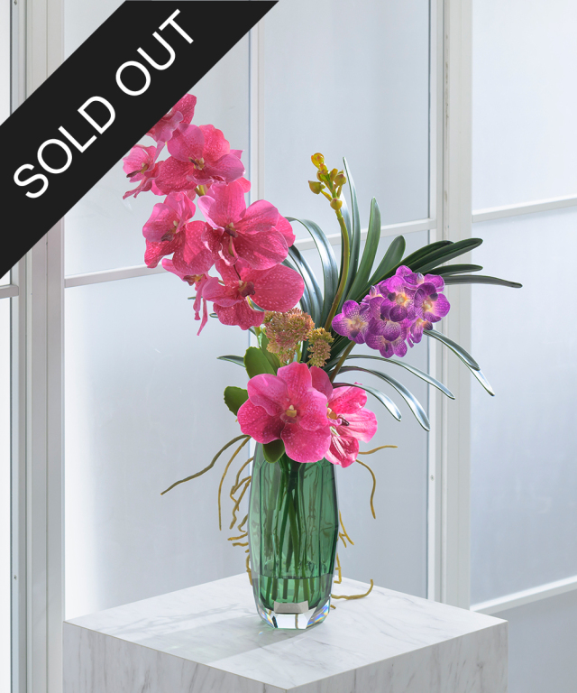 インテリアの価値を高める個性的な花器｜アーティフィシャルフラワー  