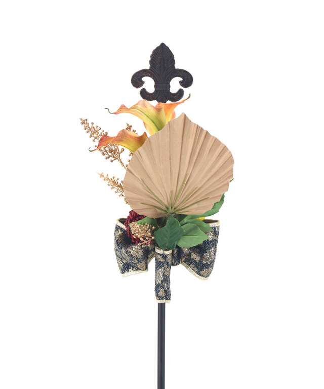 ダリア（感謝） 今月のお花は『ダリア』 花言葉は『感謝』 『気品』『喜びが溢れる