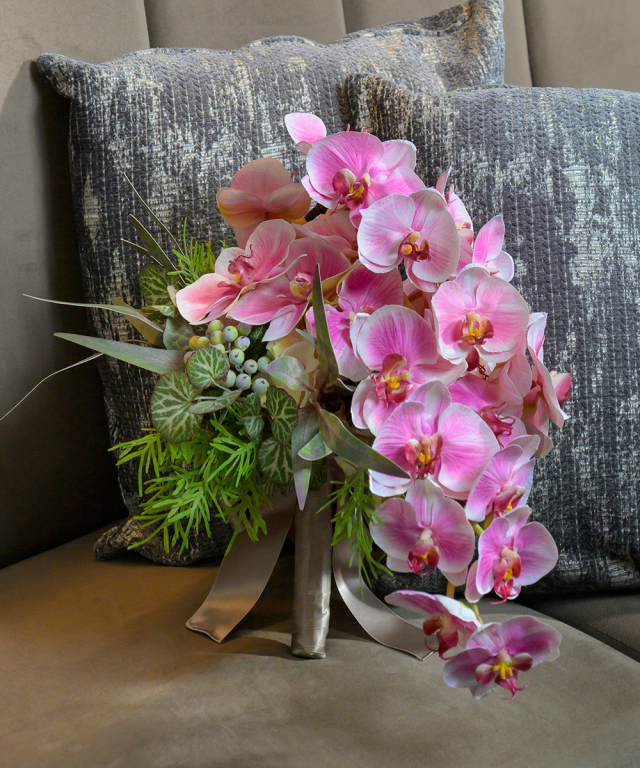 オーダー】ブライダルブーケ・ファレノプシス アーティフィシャル