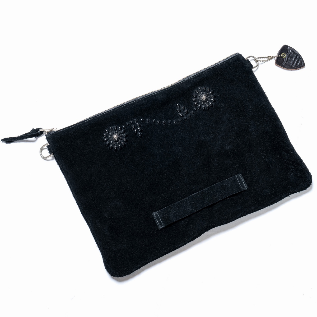 HTC BLACK STUDS CLUTCH BAG Black RoughOut