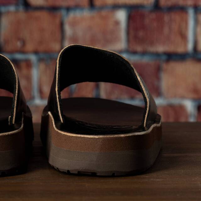 The Sandalman Slider Black Chromexcel サンダルマン スライダー