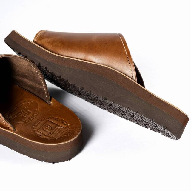 The Sandalman Slider Tan Chromexcel サンダルマン スライダー クロム
