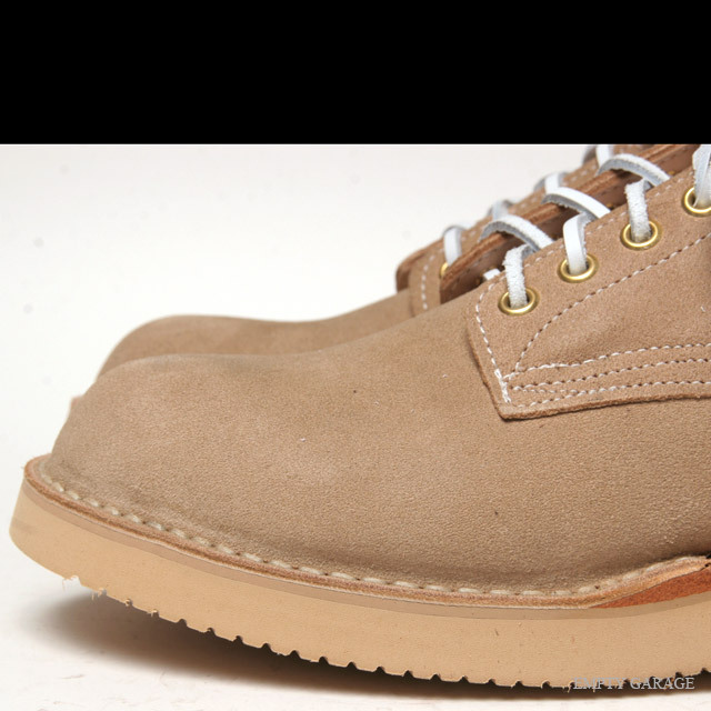 WHITES 2012 EMPTY GARAGE MODEL