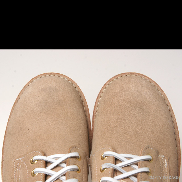 WHITES 2012 EMPTY GARAGE MODEL