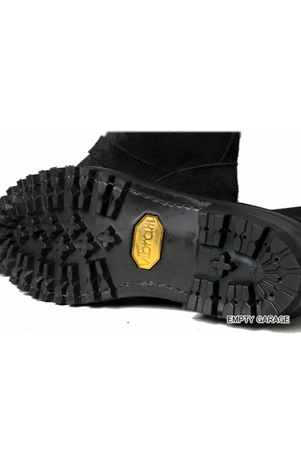 WESCO BOSS EMPTY GARAGE