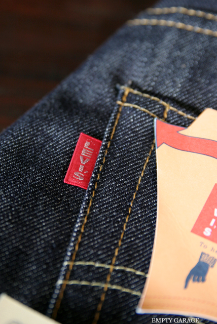 LEVI'S VINTAGE CLOTHING　1947 501XX Jeans　Rigid