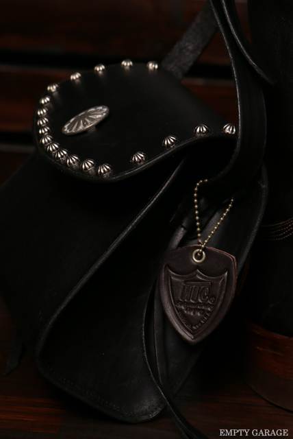 HTC MEDICINE BAG UMBRELLA STUDS