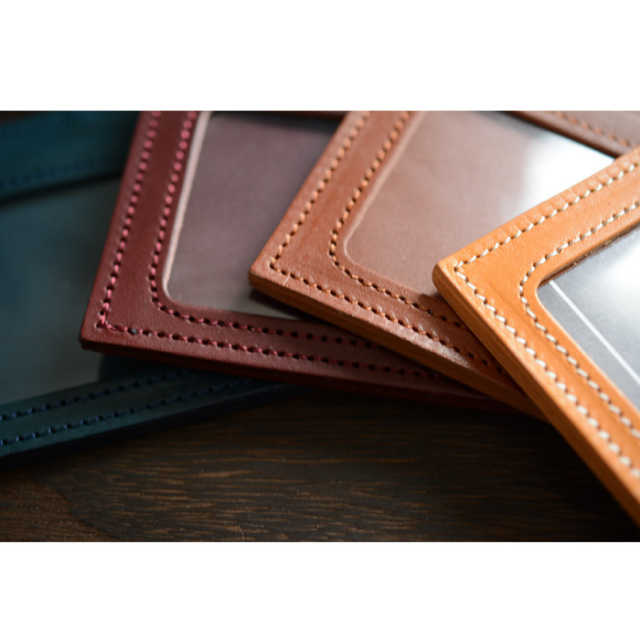 本革IDカードホルダー