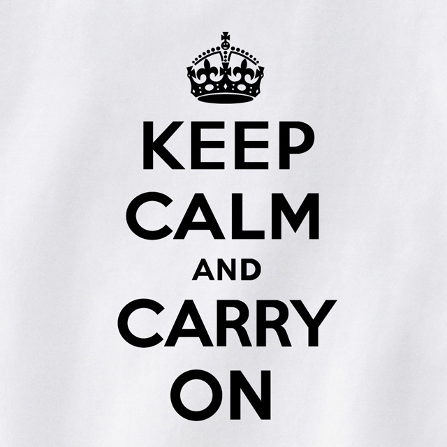 Keep Calm and Carry On ロゴ Ｔシャツ