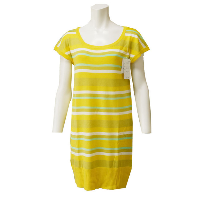 ボーダーワンピース 半袖　可愛い ガーリー　リゾート 膝丈