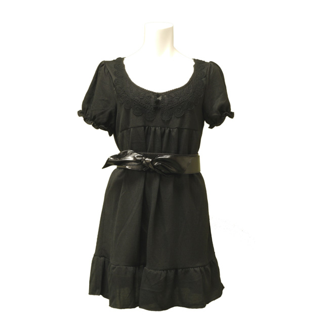 バタフライスリーブレースワンピース