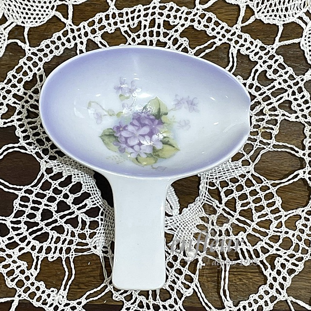 スプーンレスト