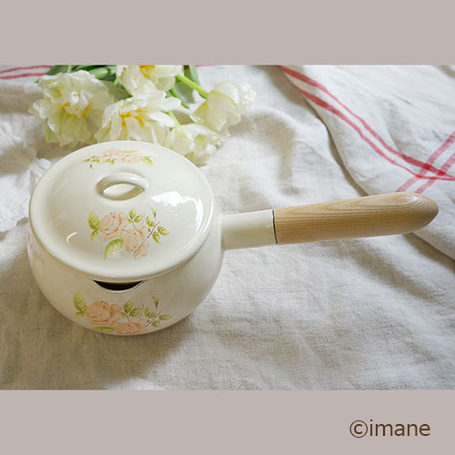 ダイアナローズ　小魔女の片手鍋