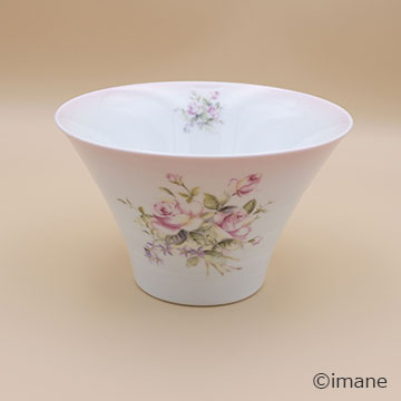 イマン　　ヌードルボウル