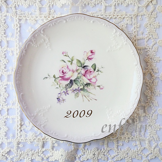 イマン　ビビアン　イヤープレート