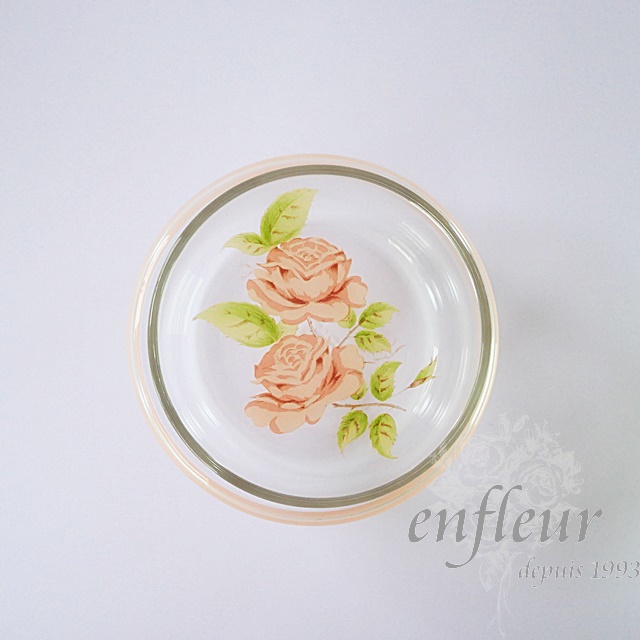 イマン　ダイアナローズ　蓋付ガラスカップ