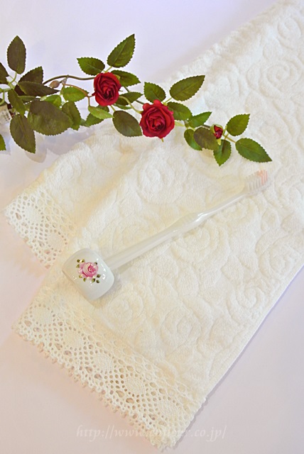 カントリーローズ　フェイスタオル　バニラ