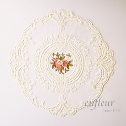 フレンチレース・ドイリー・ホワイト