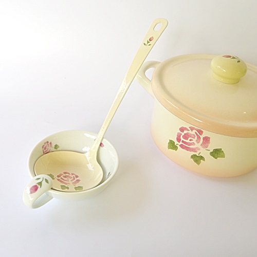 マニー ローズ陶器 おたま立て【マニーと薔薇の雑貨のアン