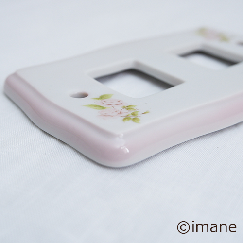 イマン ダイアナローズ コンセントカバー 2口【イマン、マニーと薔薇の