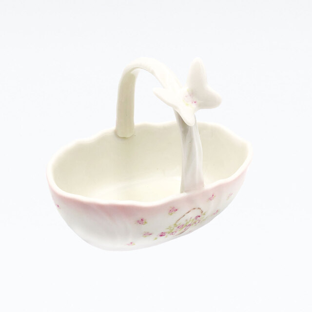 イマン ローズバスケット 蝶付き花かご【薔薇の雑貨のアン