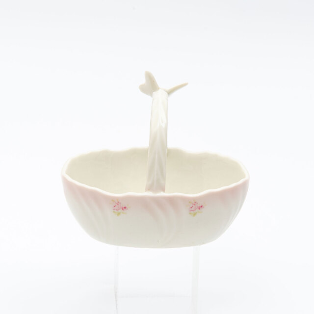 イマン ローズバスケット 蝶付き花かご【薔薇の雑貨のアン