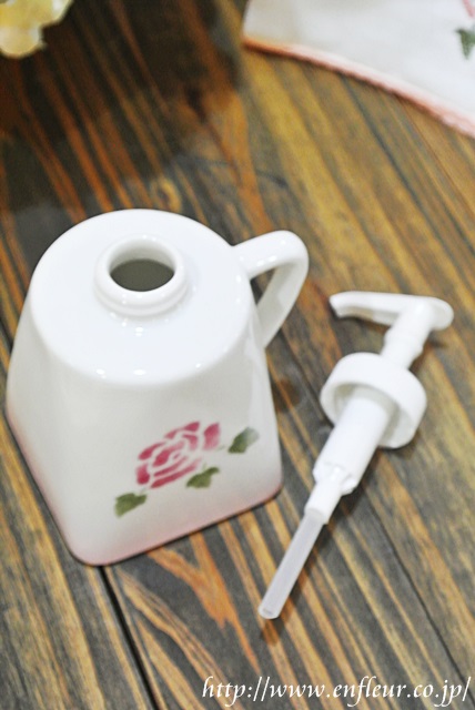 マニー ローズ陶器 ディスペンサー 【マニーと薔薇の雑貨のアン