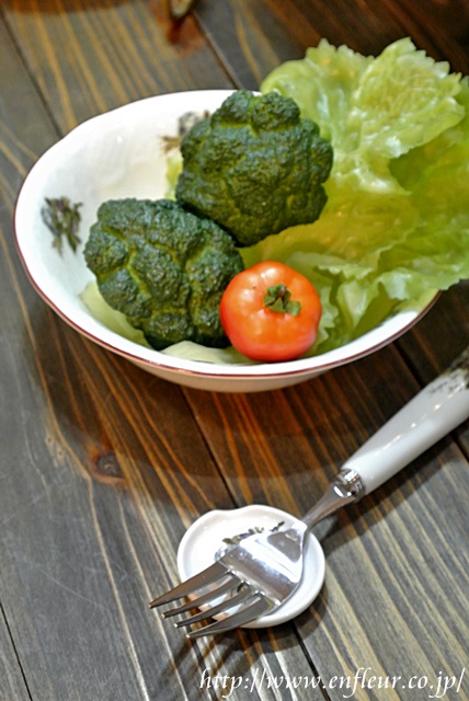 マニー ブルーローズ陶器 サラダボウル【マニーと薔薇の雑貨のアン