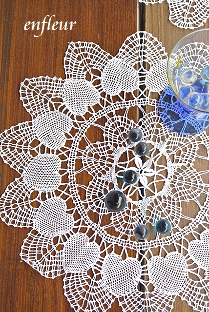 クルーニーレースドイリー ラウンド35【マニーと薔薇雑貨のアン