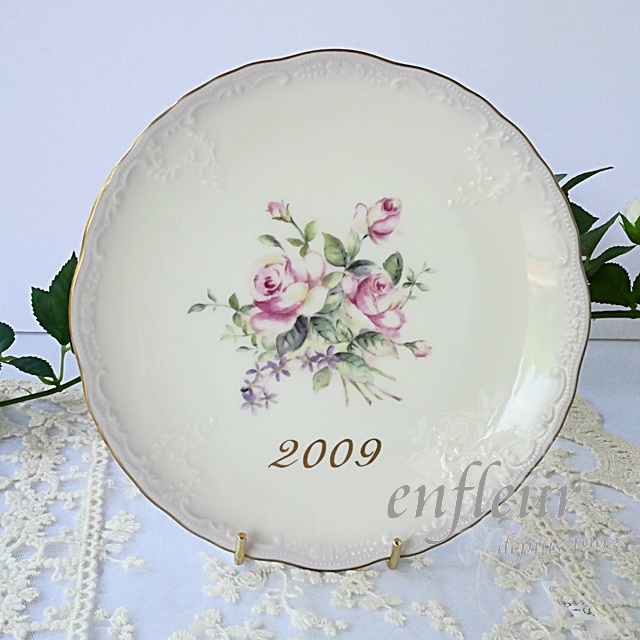 イマンビビアンタイルプレート イマン ビビアン イヤープレート 2009【薔薇の雑貨のアンフロールenfleur】