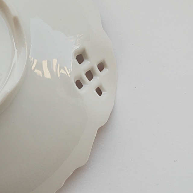 マニーローズ バロックアナイス　プレートL 絵皿　陶器 日本製　新品 マニーローズ バロックアナイス プレートL 絵皿 陶器 日本製 新品