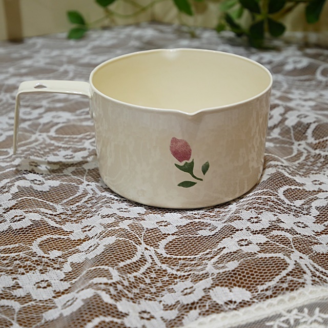 マニー ローズホロー メジャーカップ【イマン＆マニーと薔薇の