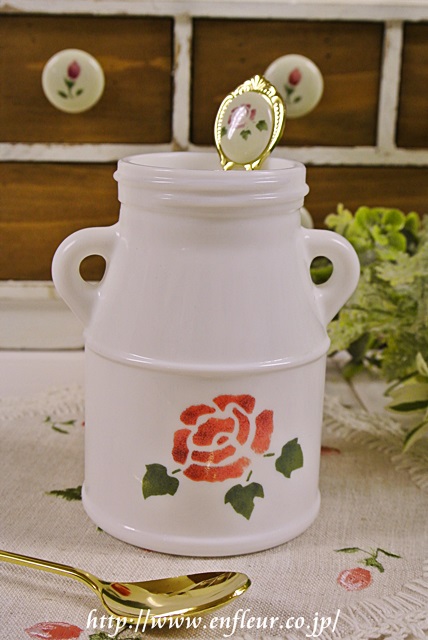 マニー ローズ ガラス ミルクボトル【マニーと薔薇の雑貨のアン