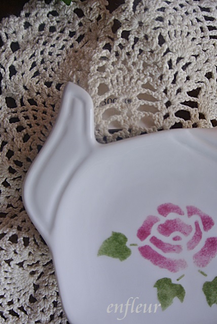 マニーローズ　陶器保存容器 マニー ローズ陶器 ティーバッグトレイ【マニーと薔薇の雑貨の
