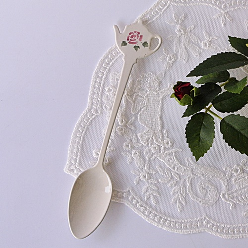 マニー ローズホーロー ティーポット型スプーン【マニーと薔薇の雑貨の