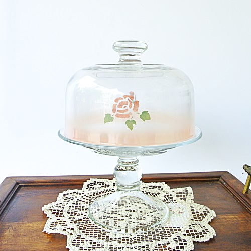 マニー　ローズ　ガラスケーキドーム Amazon | マニーローズ ガラス ケーキドーム(L) | マニー | ケーキスタンド