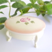マニー　ローズ陶器　ペタル　オーバルケースＳ