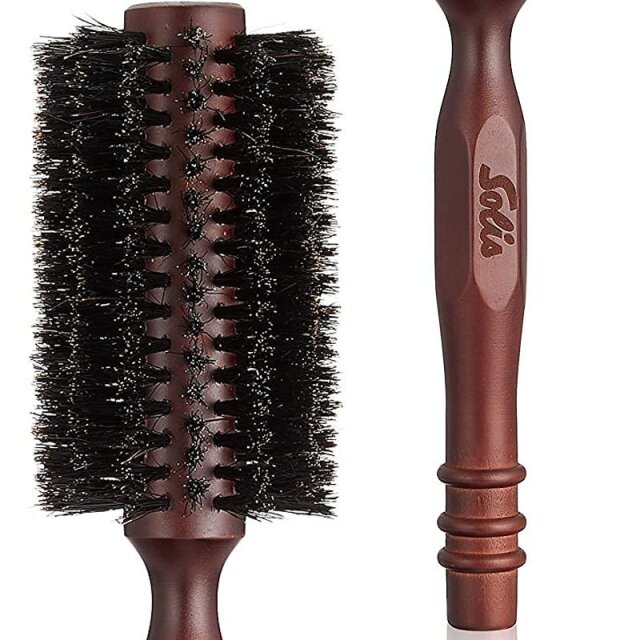 美容師 理容師に欠かせないアイテム ヘアブラシ ハーフブラシ ロールブラシ ベントブラシ 頭皮マッサージ用にパドルブラシ ストレートヘア用 縮毛矯正用 仕上げ用 ブロー用 逆毛用など多数取り扱っています 高級豚毛 猪毛とナイロンピン仕様まで