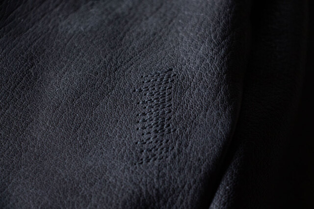 イッテン/TESAGE/炭色