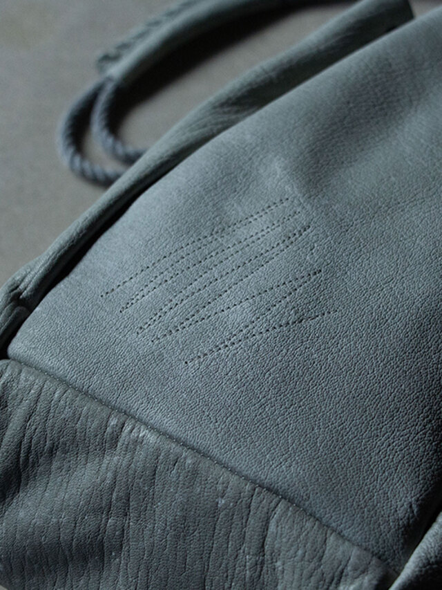 山ノ頂 TESAGE（手提げ）　鹿革