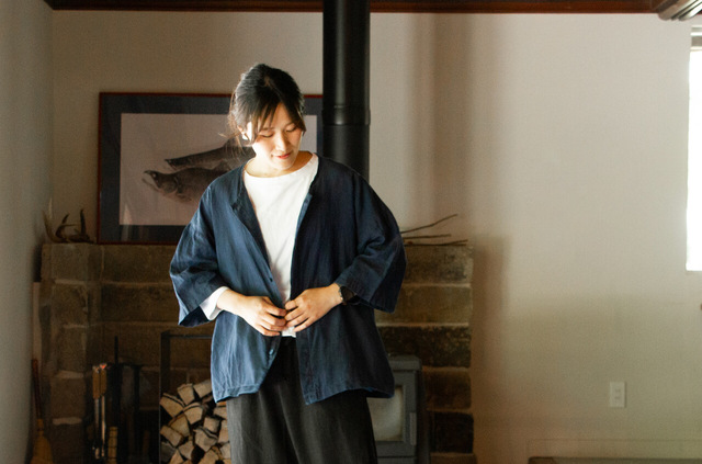 縁日　漆染め ダボシャツ　DABO SHIRT indigo 麻 着用イメージ