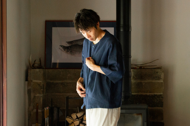 縁日　漆染め ダボシャツ　DABO SHIRT indigo 麻 着用イメージ