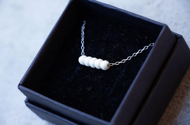 けもの舎　粒　ネックレス