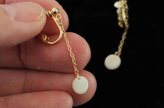 けもの舎　粒　イヤリング