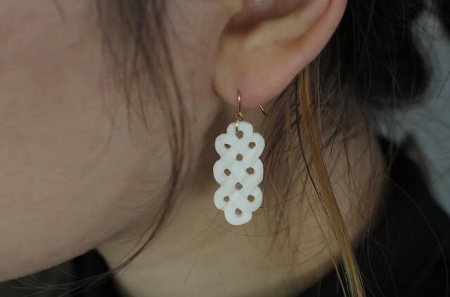 けもの舎　紬　ピアス