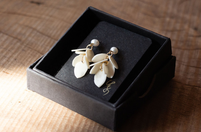 けもの舎 萌 moegi ピアス