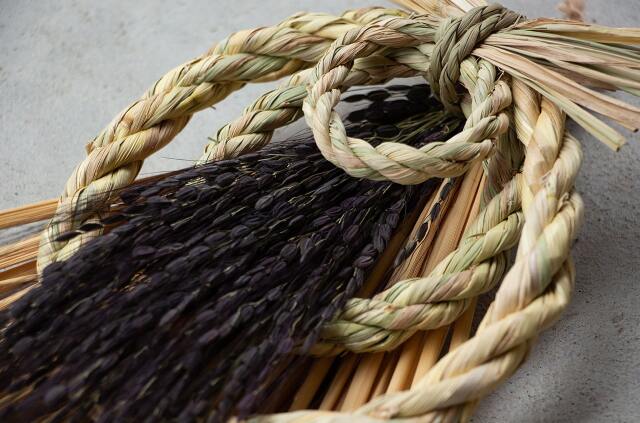 工房ストロー　末広輪三連