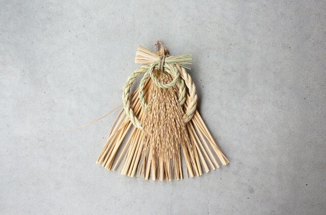 工房ストロー　末広輪三連