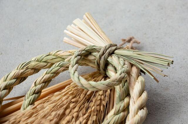 工房ストロー　末広輪三連