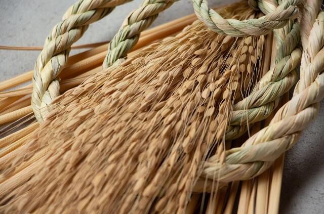 工房ストロー　末広輪三連